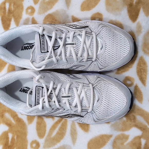 Saucony Shoes - SAUCONY Unisex White Mesh Sneakers